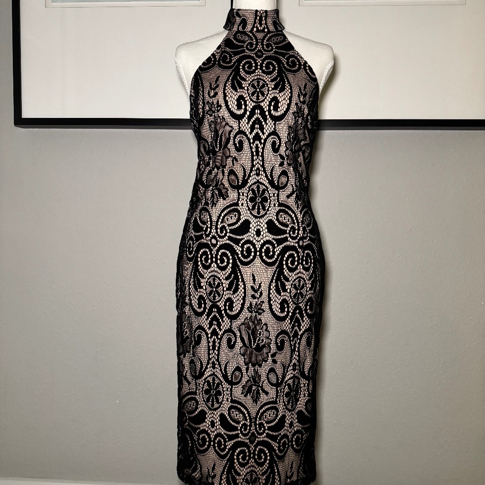 Bishou Bishou Velvet Lace Halter Dress – Size 4 – Elegant Pencil Style